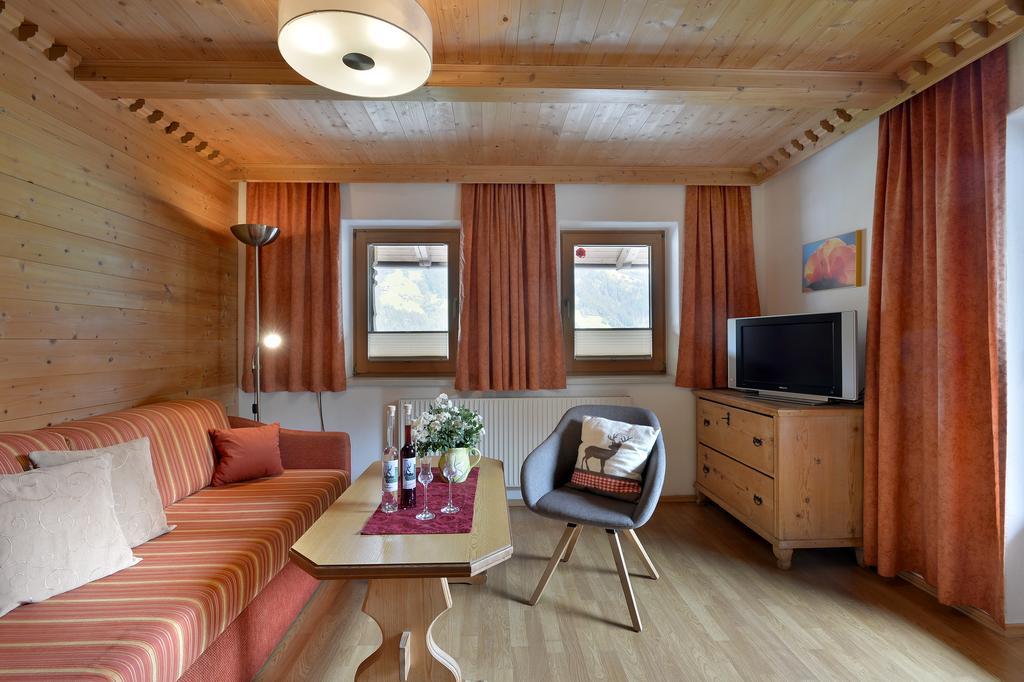 Apartament Kashuette Hippach Pokój zdjęcie